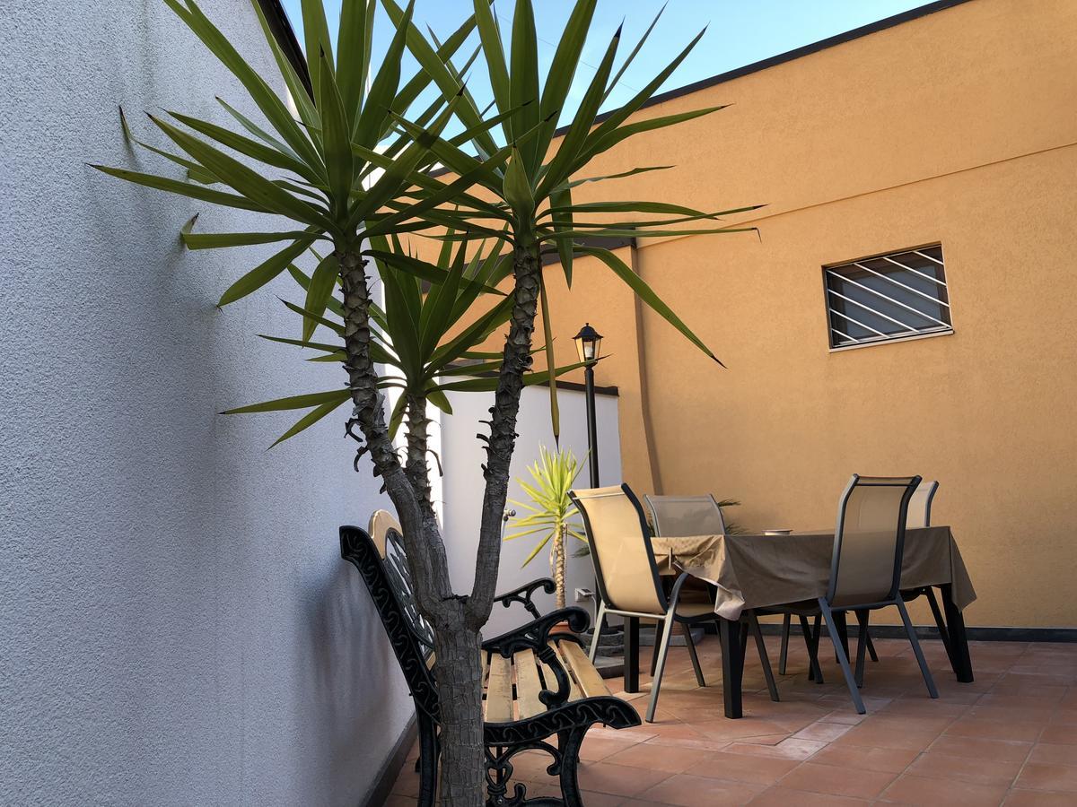 Etna Vintage Hotel Linguaglossa Buitenkant foto